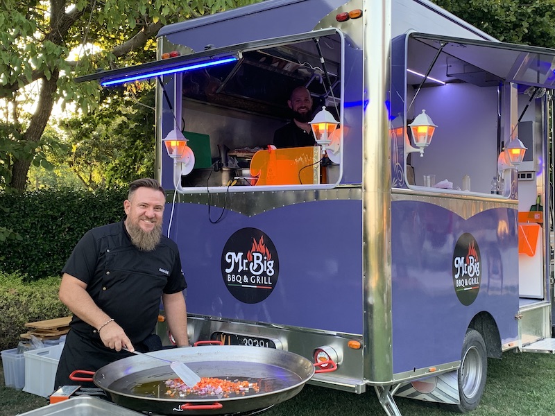 Mr Big Bbq Food Truck Per Eventi